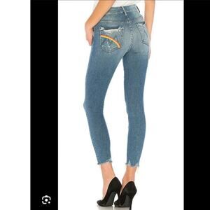 Mother Denim High Waisted Looker Ankle Chew in Dancing The Hula Size: 24